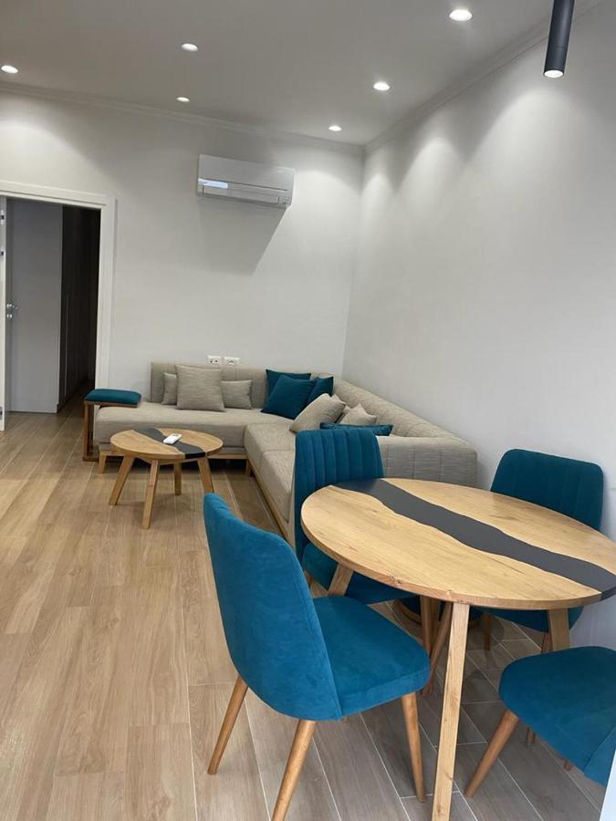 City Center Apartment Kafe Flora Tirana Exterior photo
